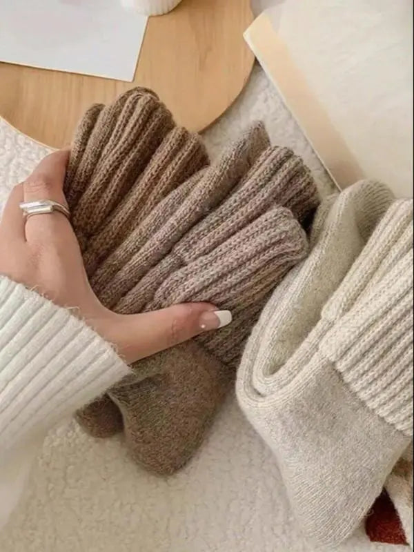 NESLEMY Women's Solid Mid-calf Socks, Casual Soft Comfy Warm Socks for Fall & Winter, Women's Socks for Daily Wear